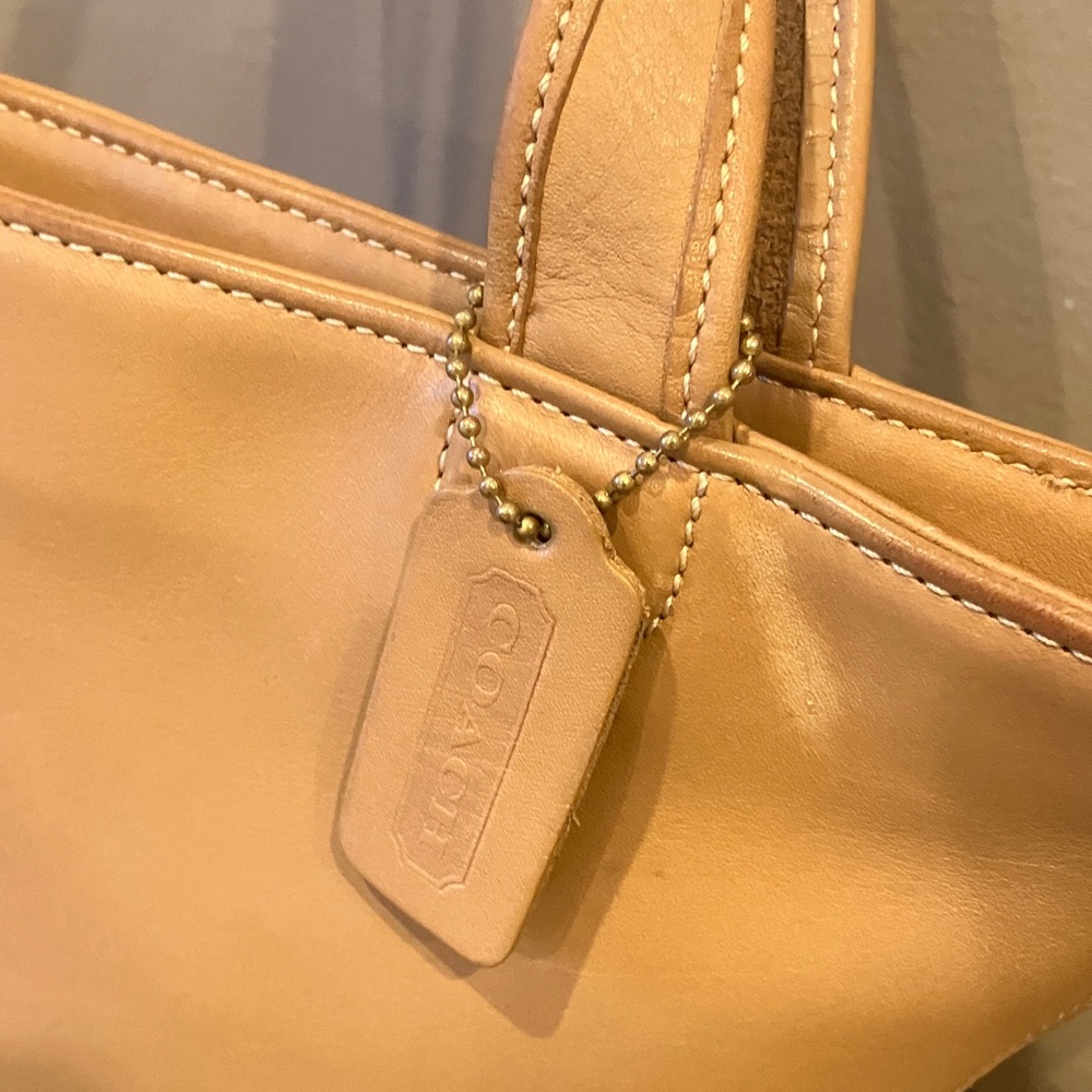 Vintage Coach Bleeker Small Tote Bag 9301 - Picture 8 of 12